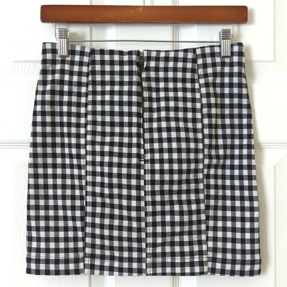 Free People Modern Femme Novelty Gingham High Waisted Bodycon Mini Skirt Black 6 - Picture 4 of 9